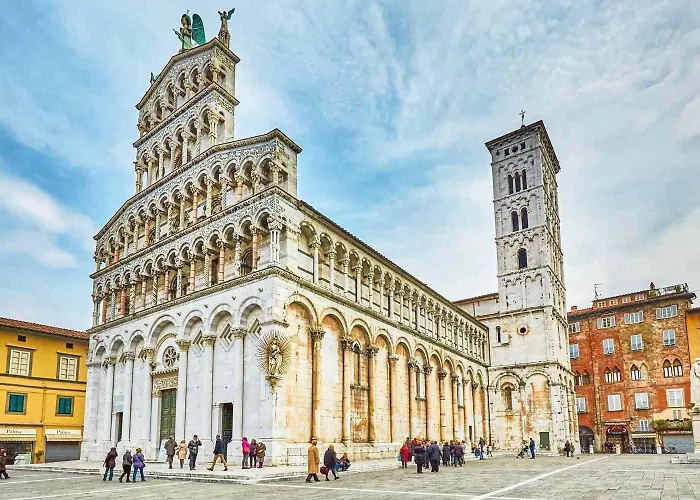 Sunrise 3* Лукка